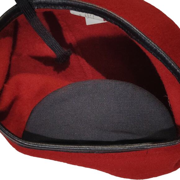 Vintage Bancroft Cap Company Red Wool Beret – Size 6-1/2 - Picture 4 of 4